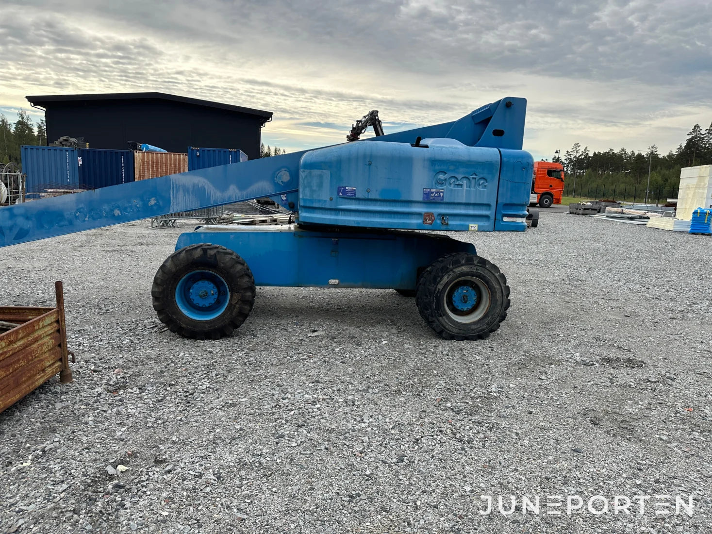 Bomlift Genie S-60
