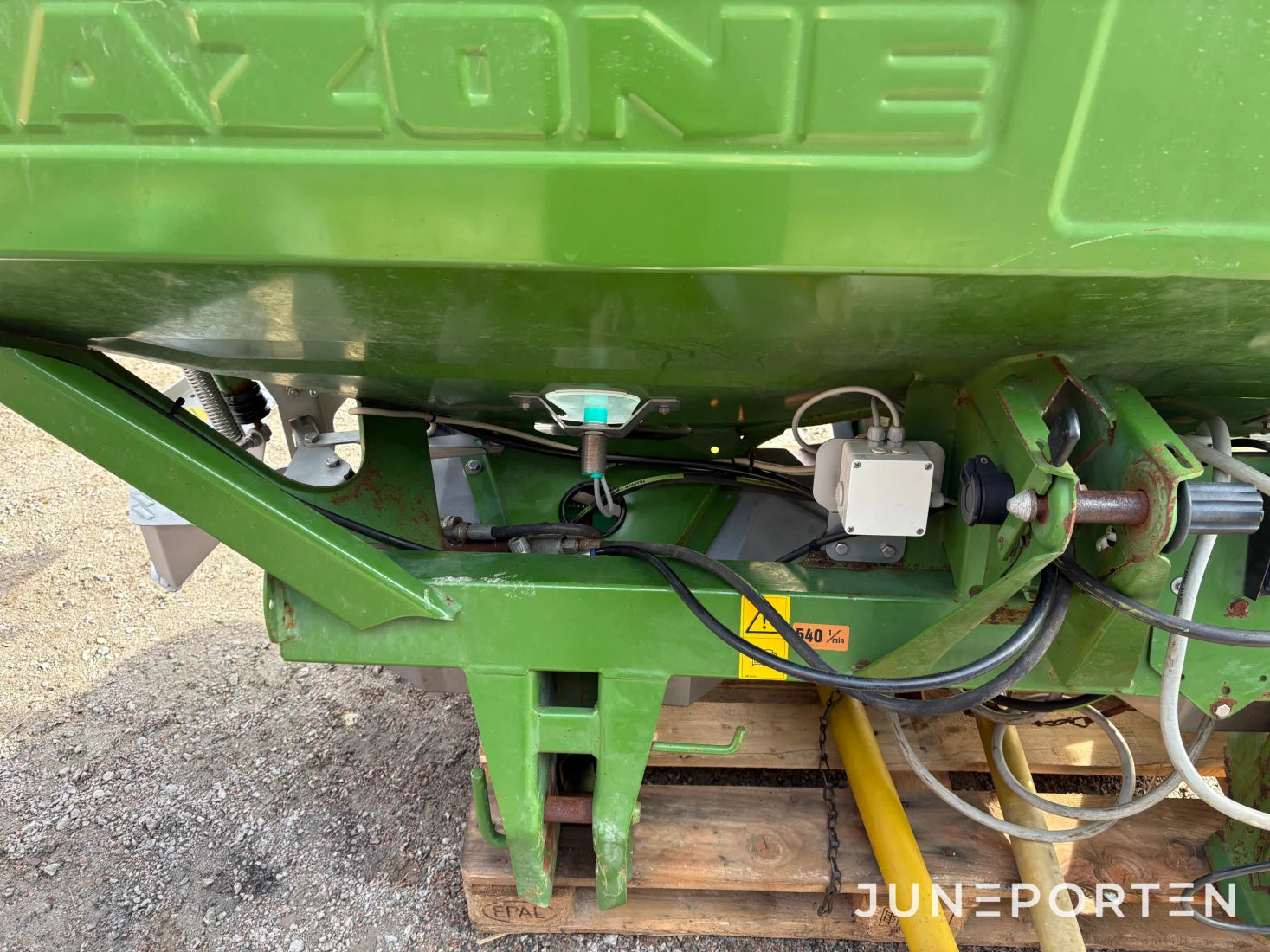 Gödningsspridare Amazone  ZA-M MAX-Tronic