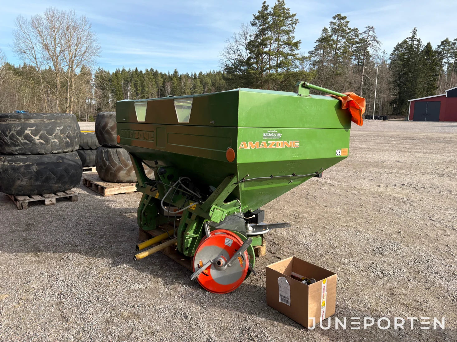 Gödningsspridare Amazone  ZA-M MAX-Tronic
