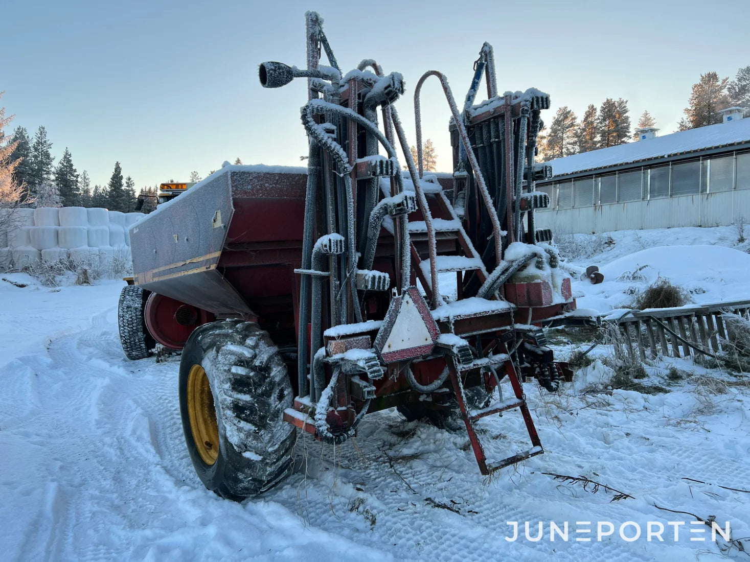 Gödningsspridare Tive JET 4012