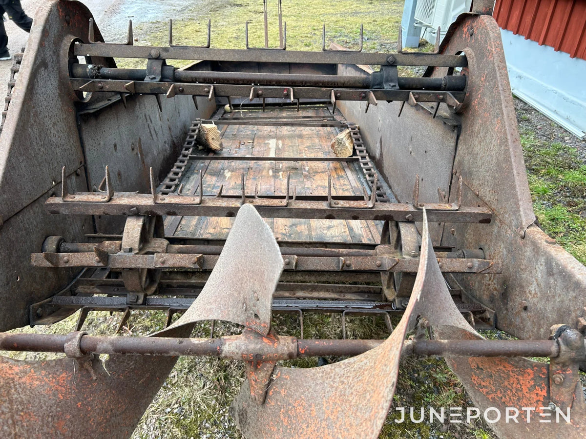 Gödselspridare för traktor eller häst
