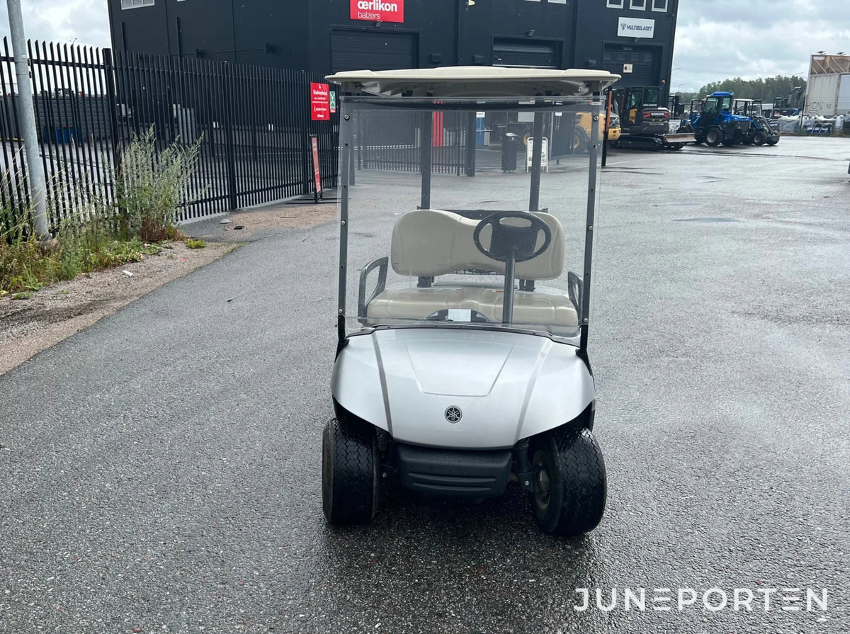 Golfbil Yamaha med laddare
