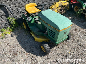 Gräsklippare John Deere STX 30