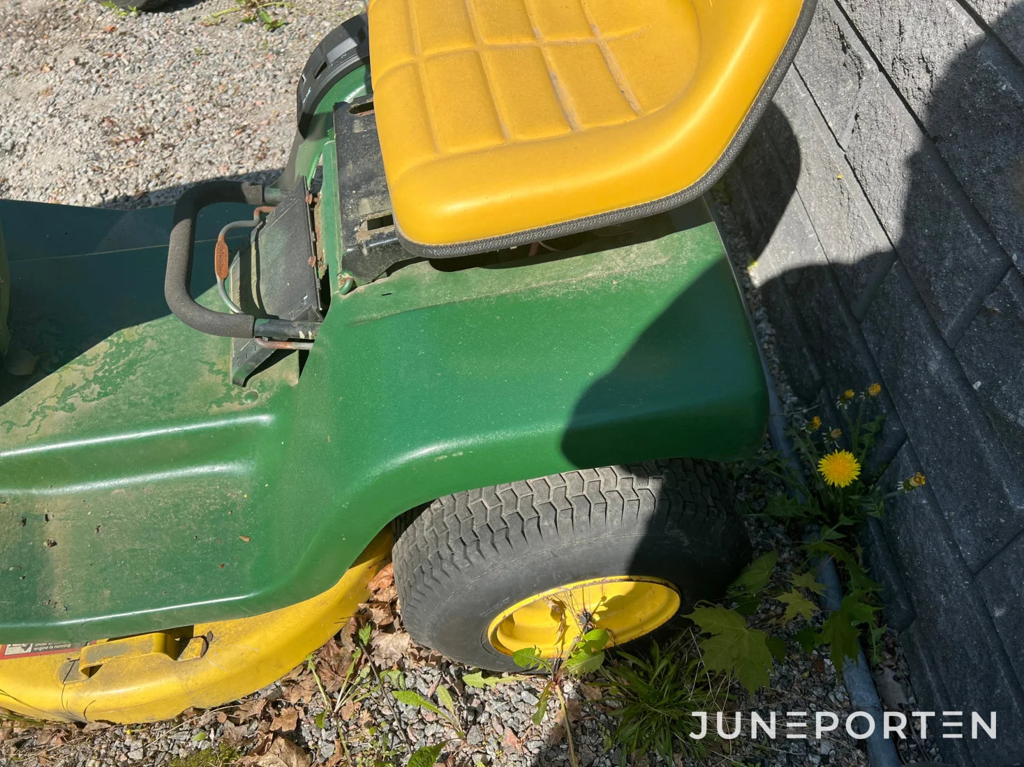 Gräsklippare John Deere STX 30