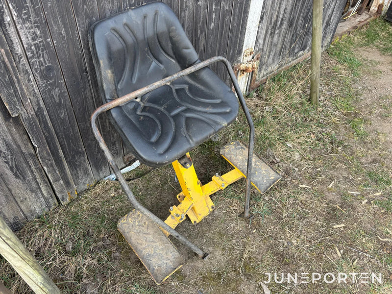 Grävaggregat Möre med redskap