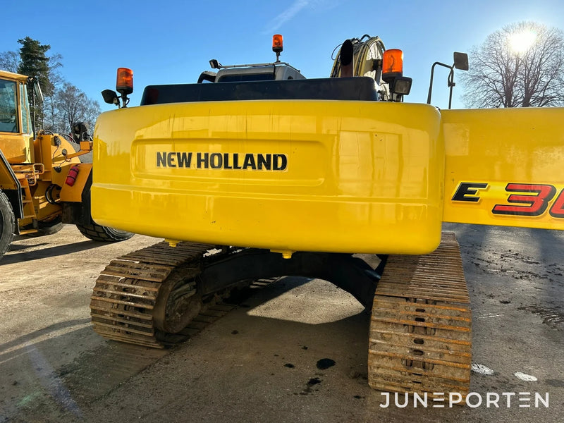 Grävmaskin New Holland E305