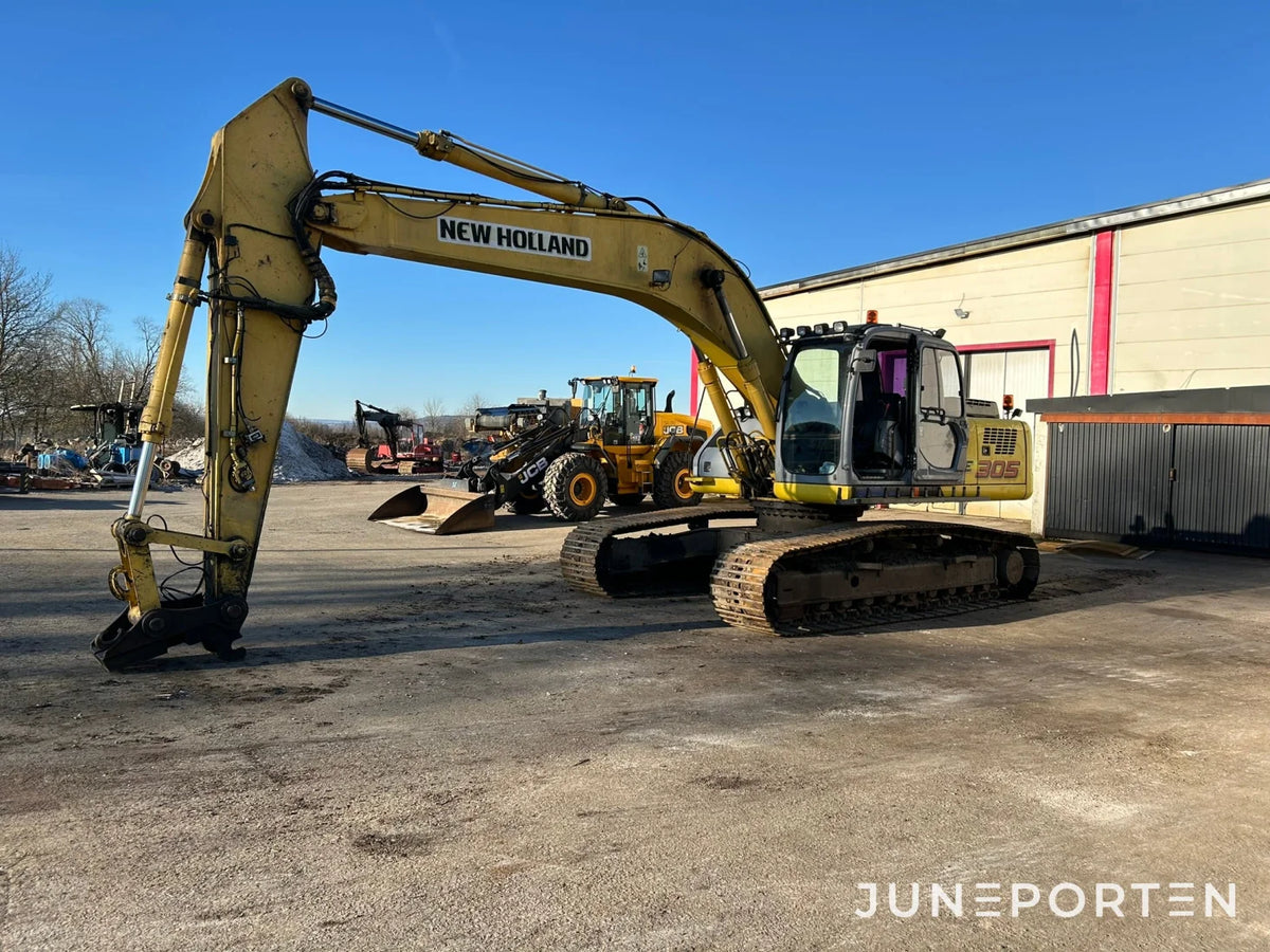 Grävmaskin New Holland E305