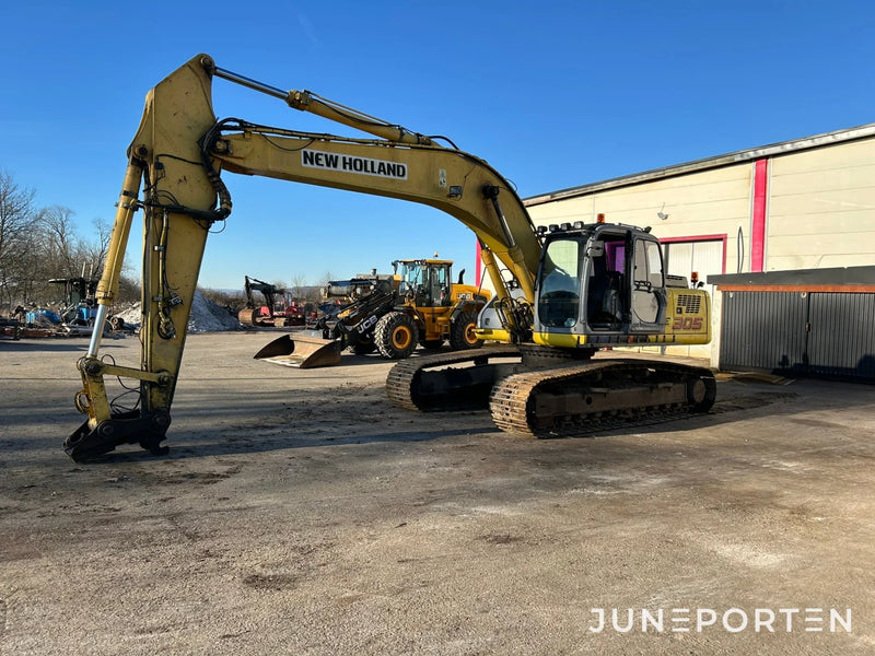 Grävmaskin New Holland E305