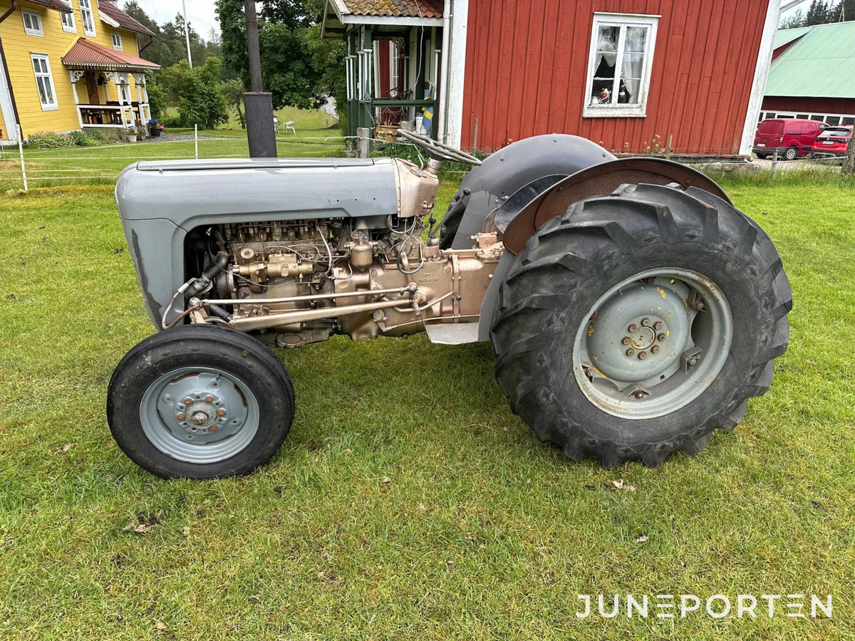 Grålle Ferguson Special FE 35