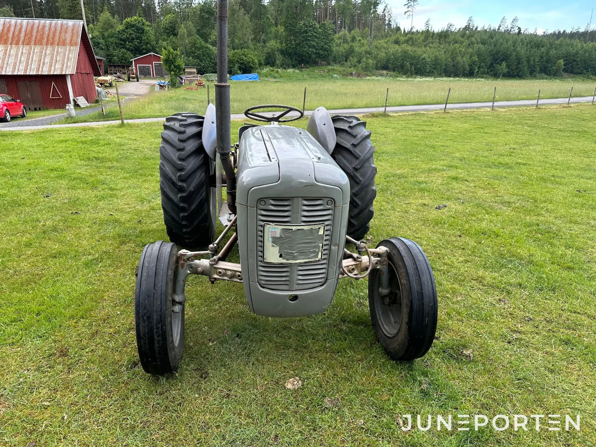 Grålle Ferguson Special FE 35