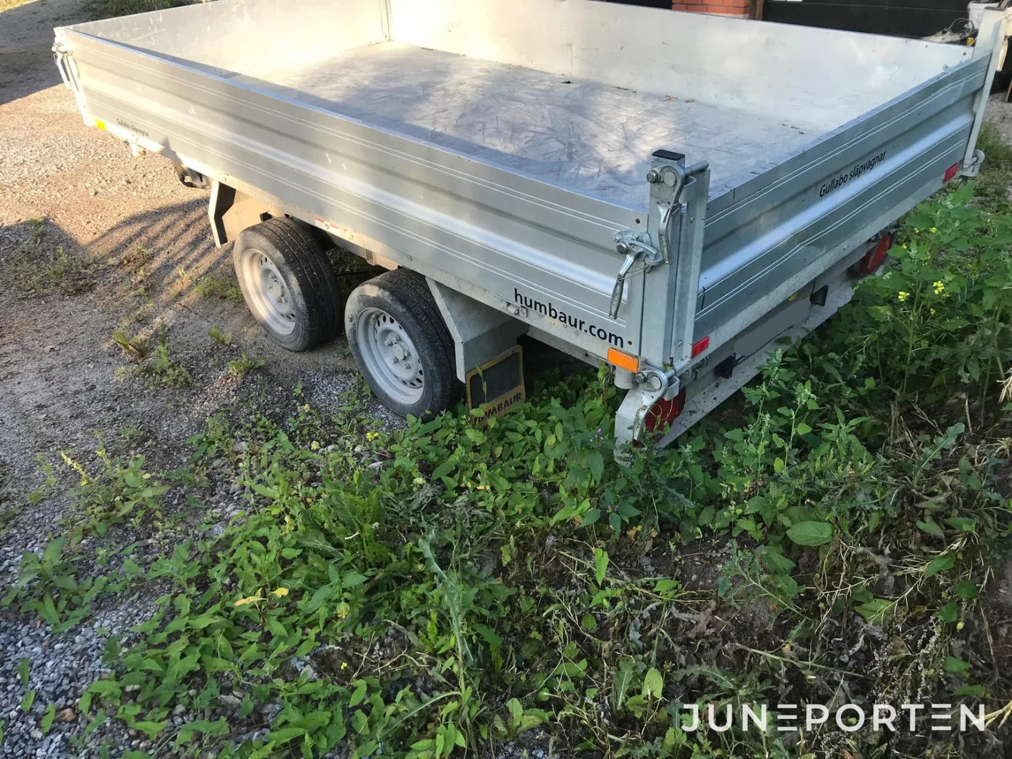 Gullabo Humbaur Släp med tipp