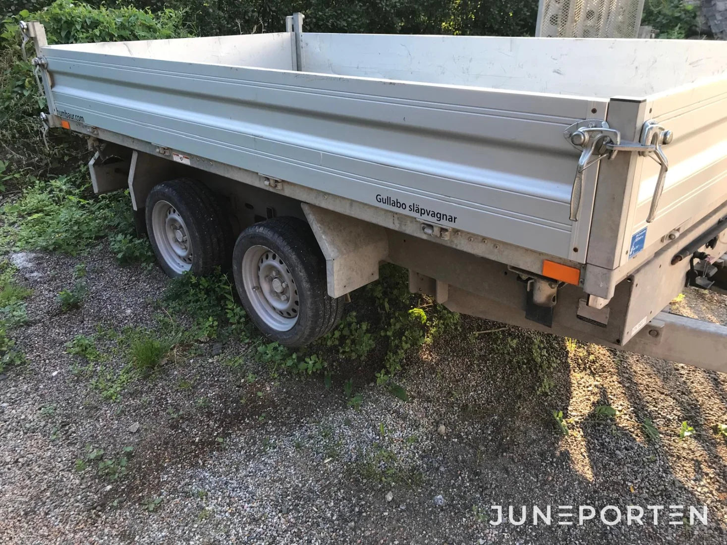 Gullabo Humbaur Släp med tipp