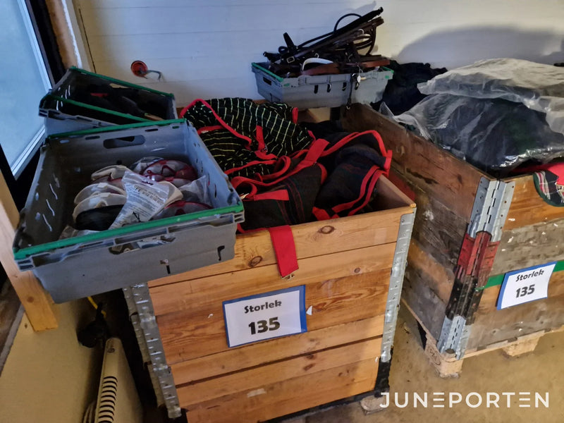 Hästutrustning Oanvänd (Sadlar, stövlar, hjälmar etc.)