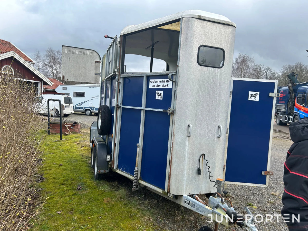 Hästtransport Ifor Williams HB510R