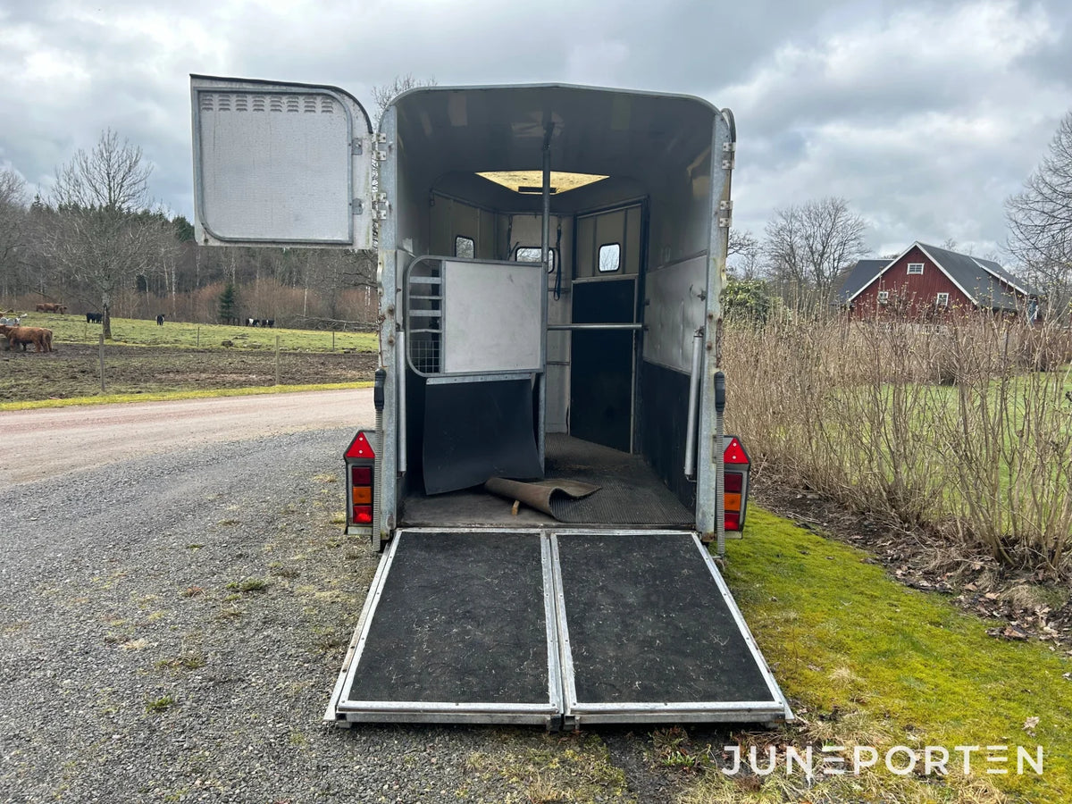 Hästtransport Ifor Williams HB510R