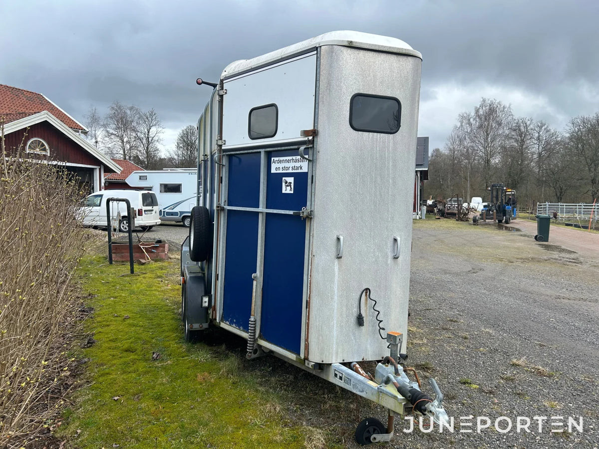 Hästtransport Ifor Williams HB510R