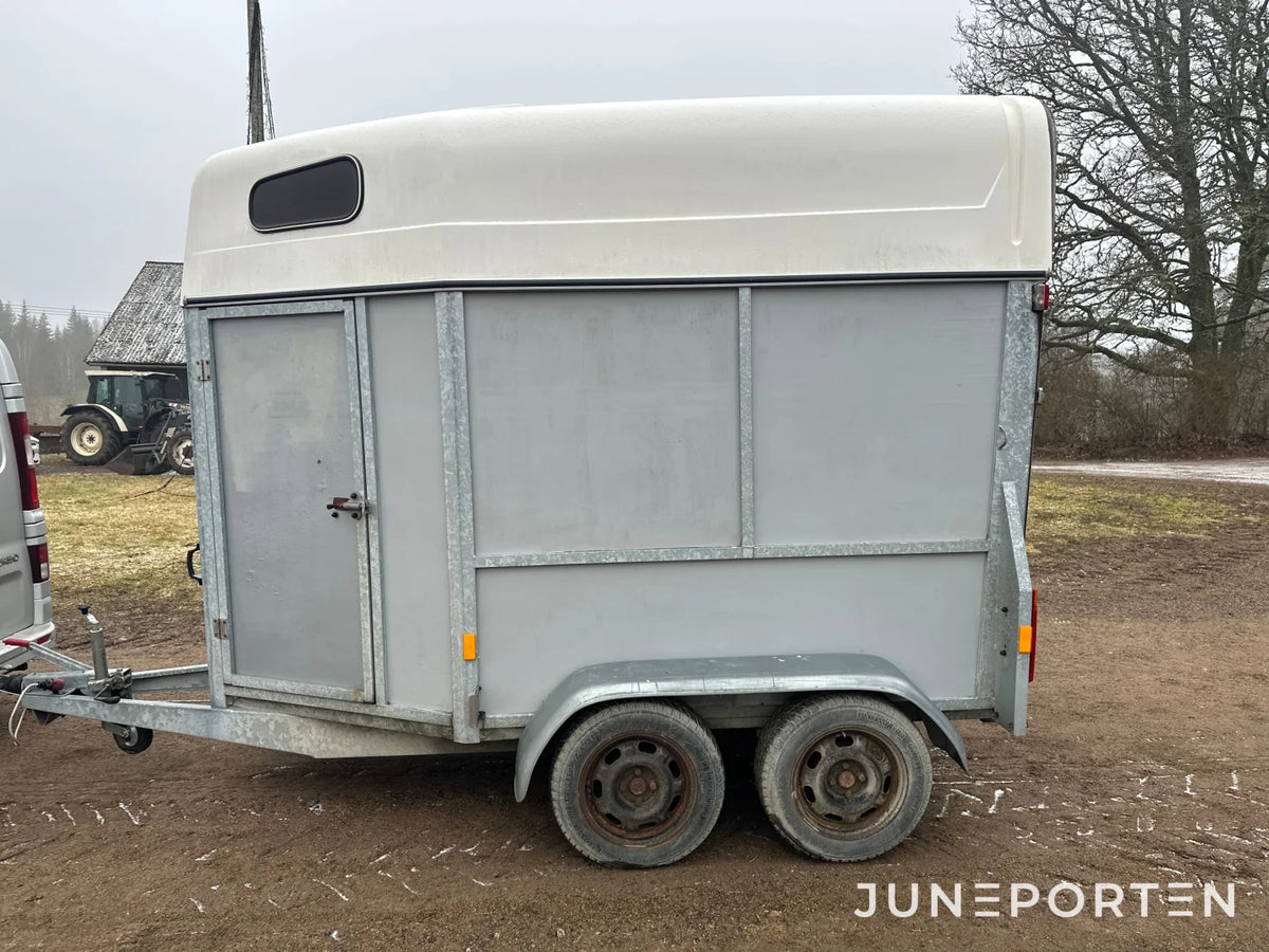 Hästtransport Star Trailer HT