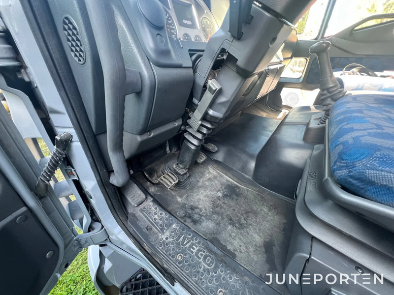 Hästtransport Iveco 75E17
