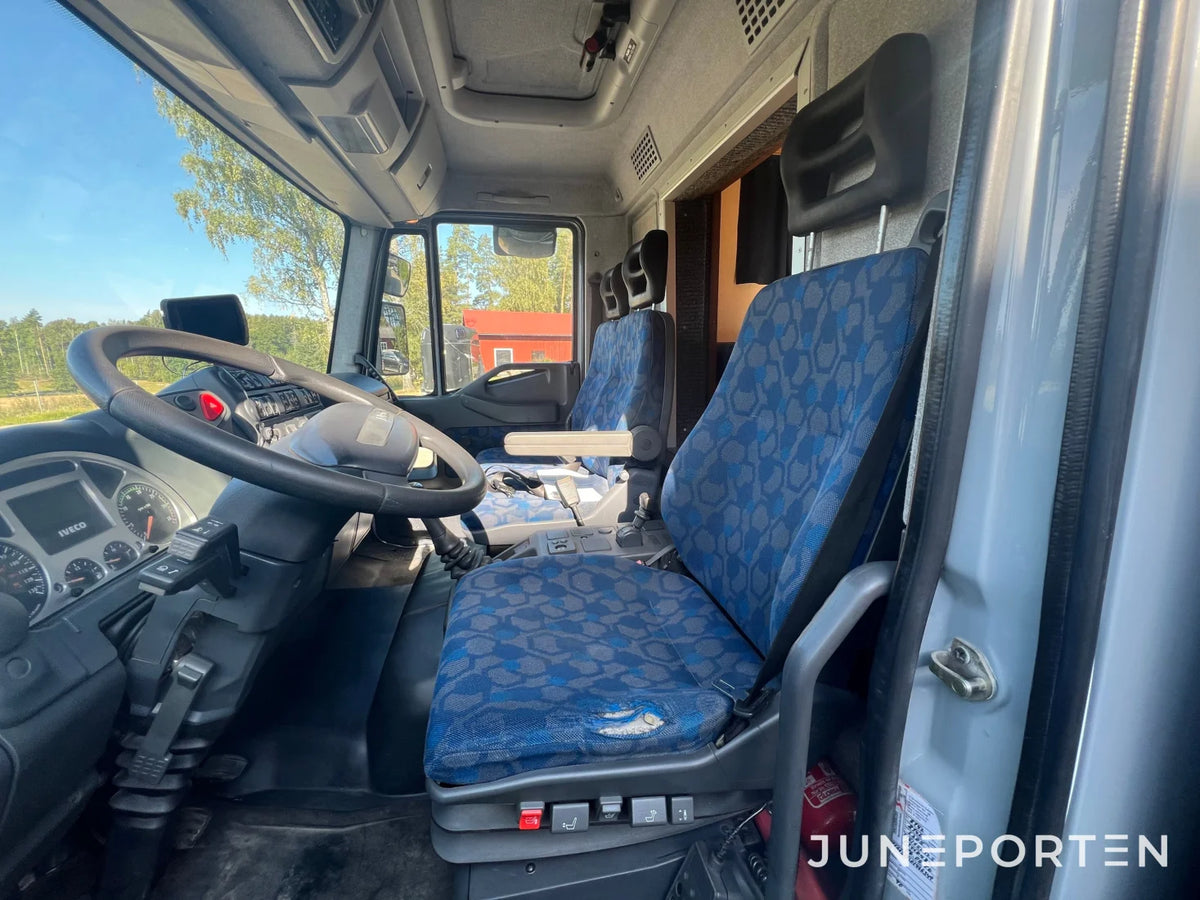 Hästtransport Iveco 75E17