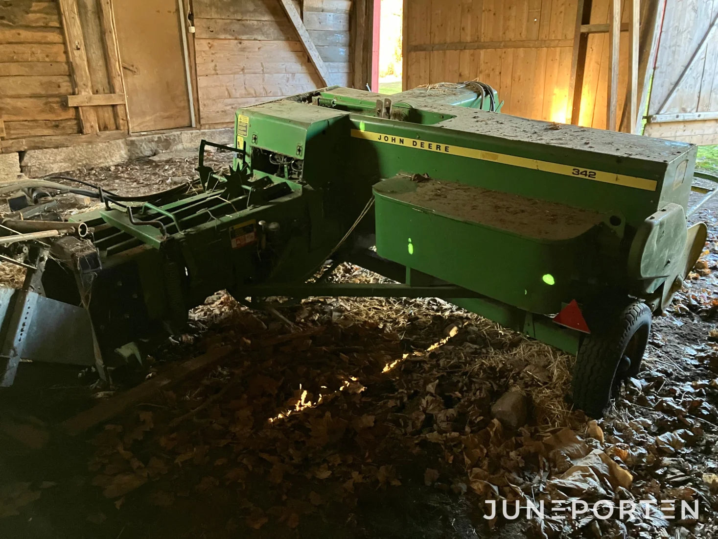 Hårdpress John Deere 342