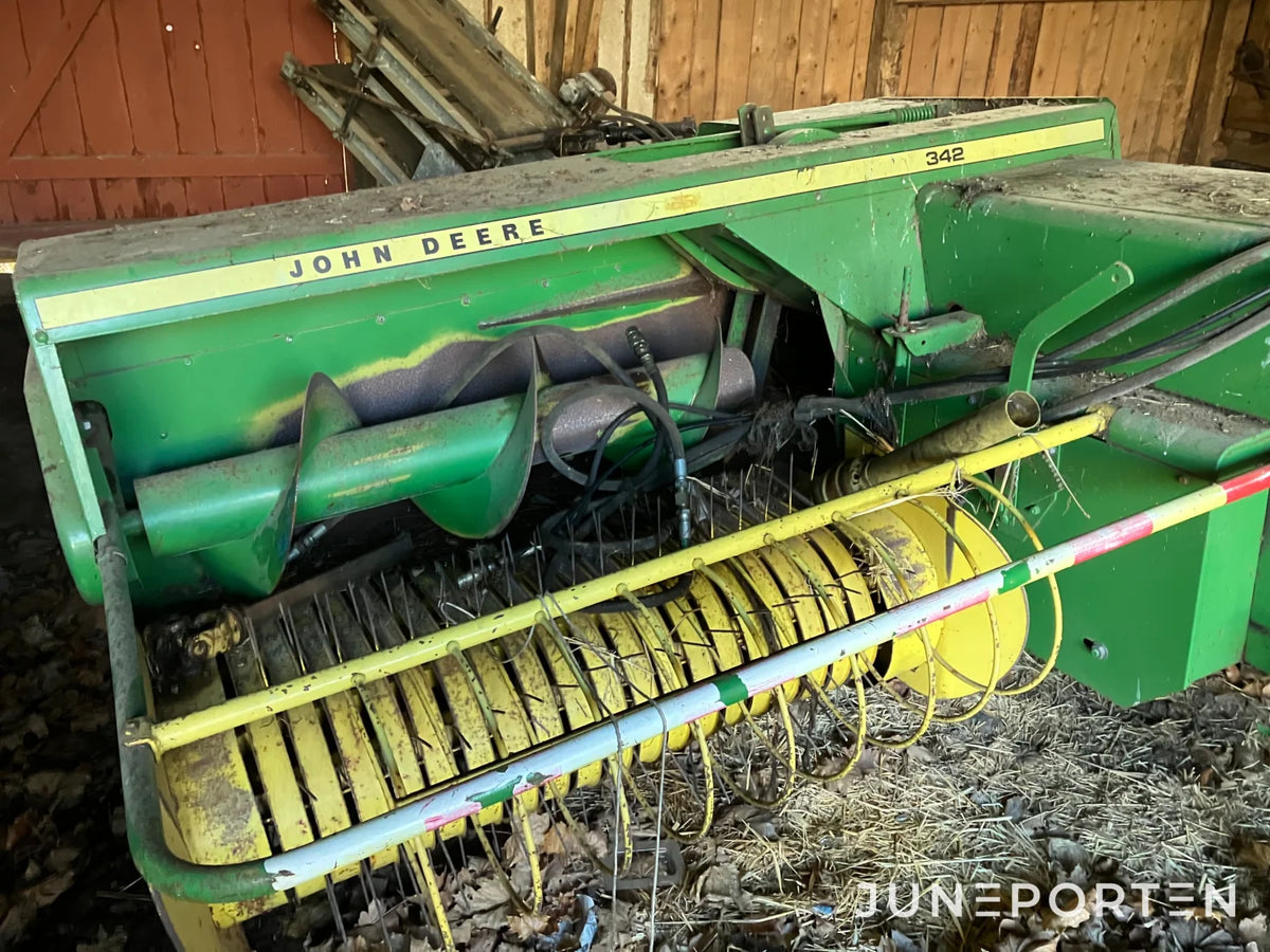 Hårdpress John Deere 342