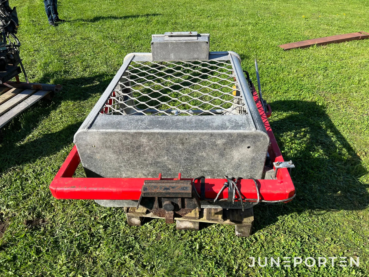 Huddig kran med korg