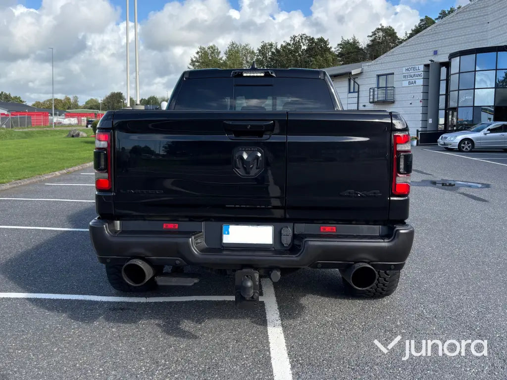 Pickup Dodge Ram 1500 Limited Night Edition
