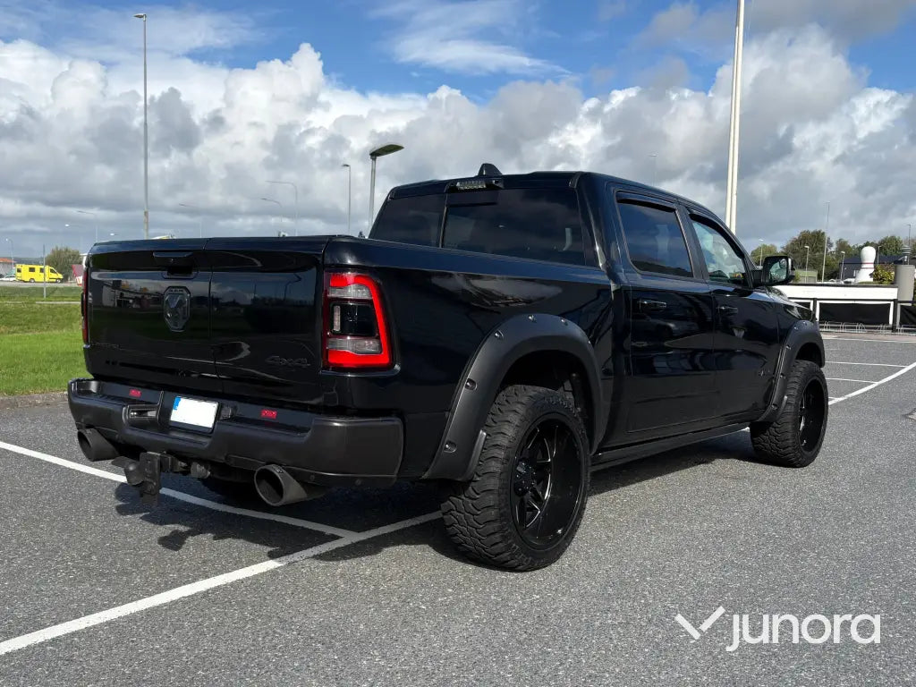 Pickup Dodge Ram 1500 Limited Night Edition