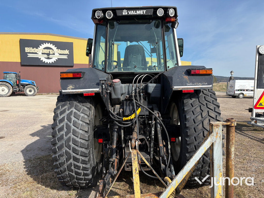 Traktor - Valmet, 8300