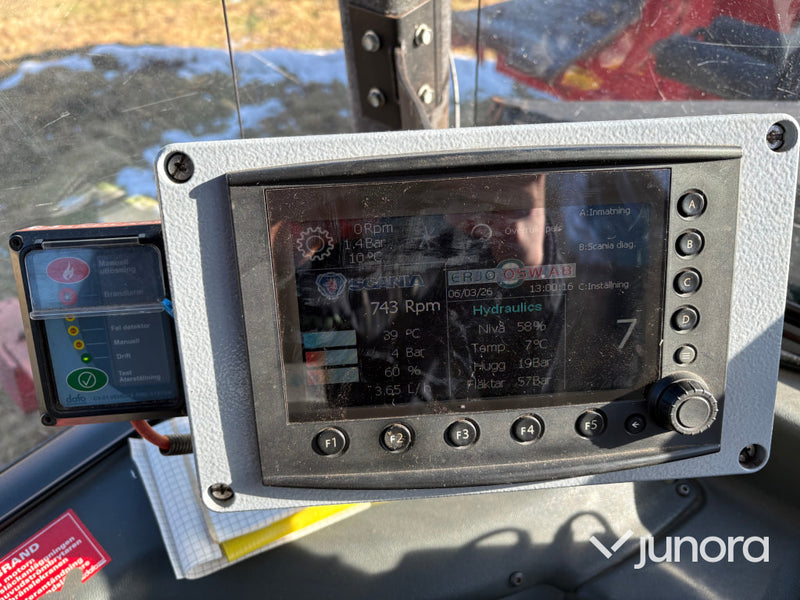 Skotare + Flistugg - Valmet, 890.3, Erjo 9/93