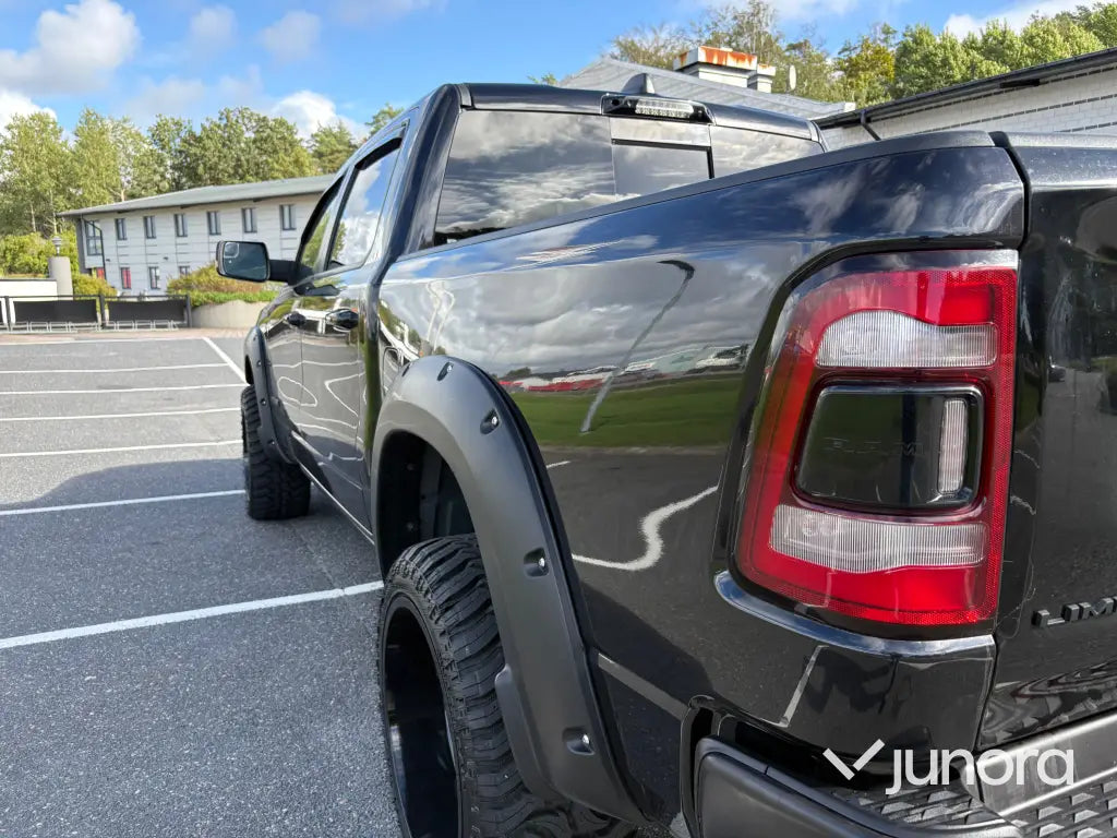 Pickup Dodge Ram 1500 Limited Night Edition