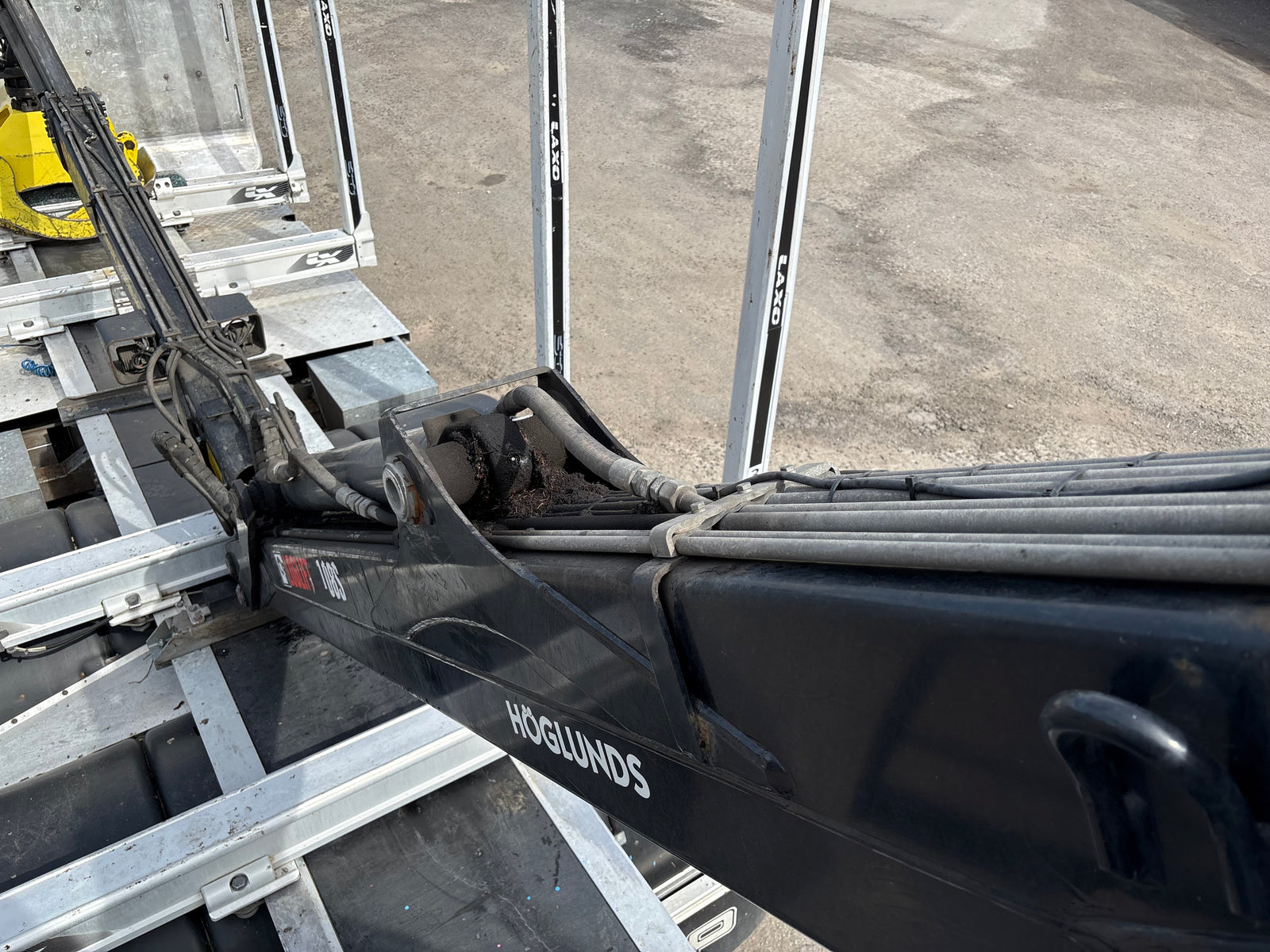 Timmerbil med kran - Scania, R660B6X4NB