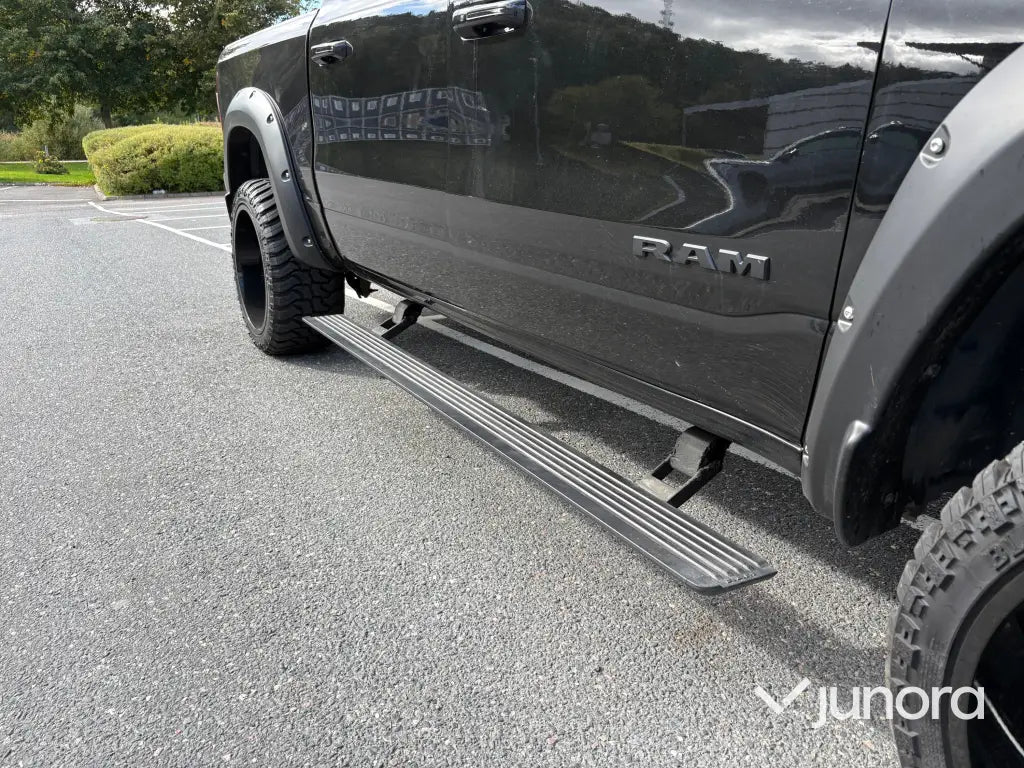 Pickup Dodge Ram 1500 Limited Night Edition