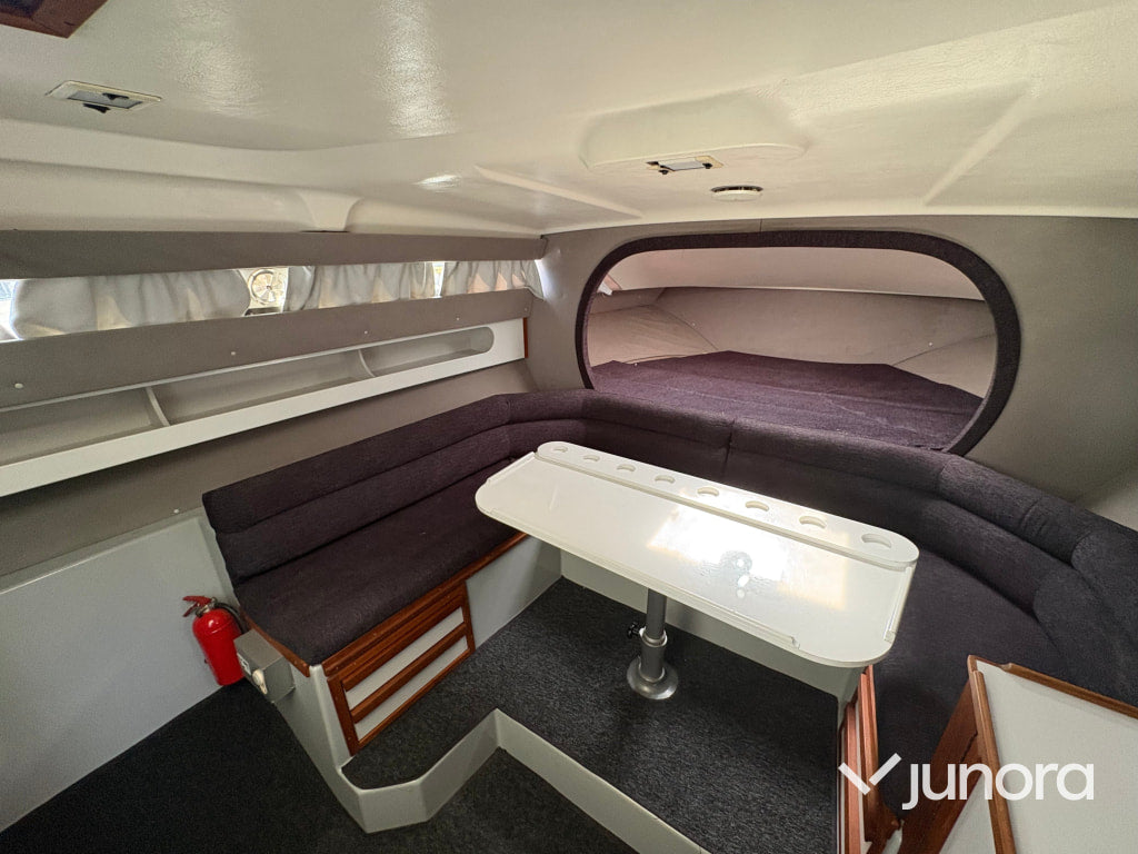 Båt med trailer - Tresfjord, 33 Cabin Cruiser
