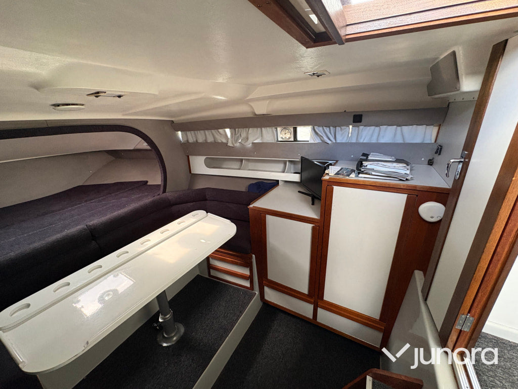 Båt med trailer - Tresfjord, 33 Cabin Cruiser