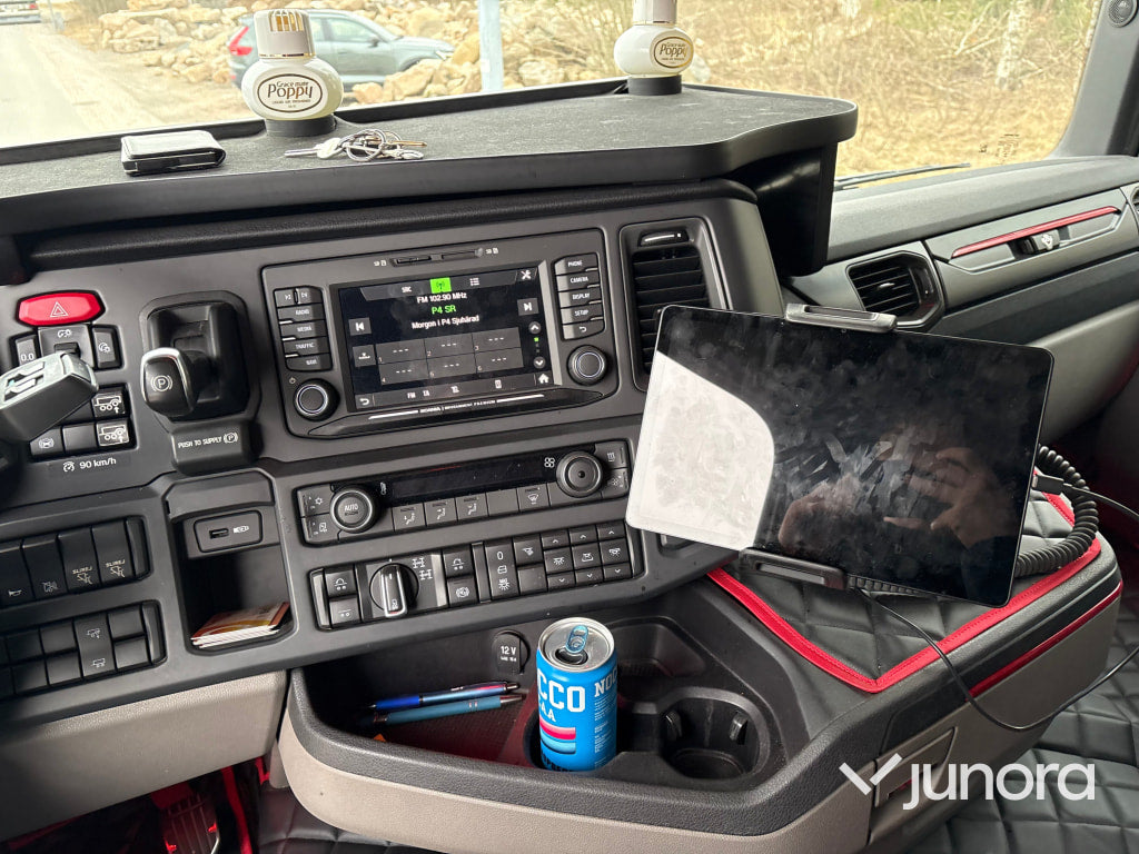 Timmerbil med släp - Scania, R660B6X4NB