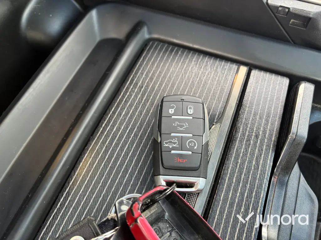 Pickup Dodge Ram 1500 Limited Night Edition