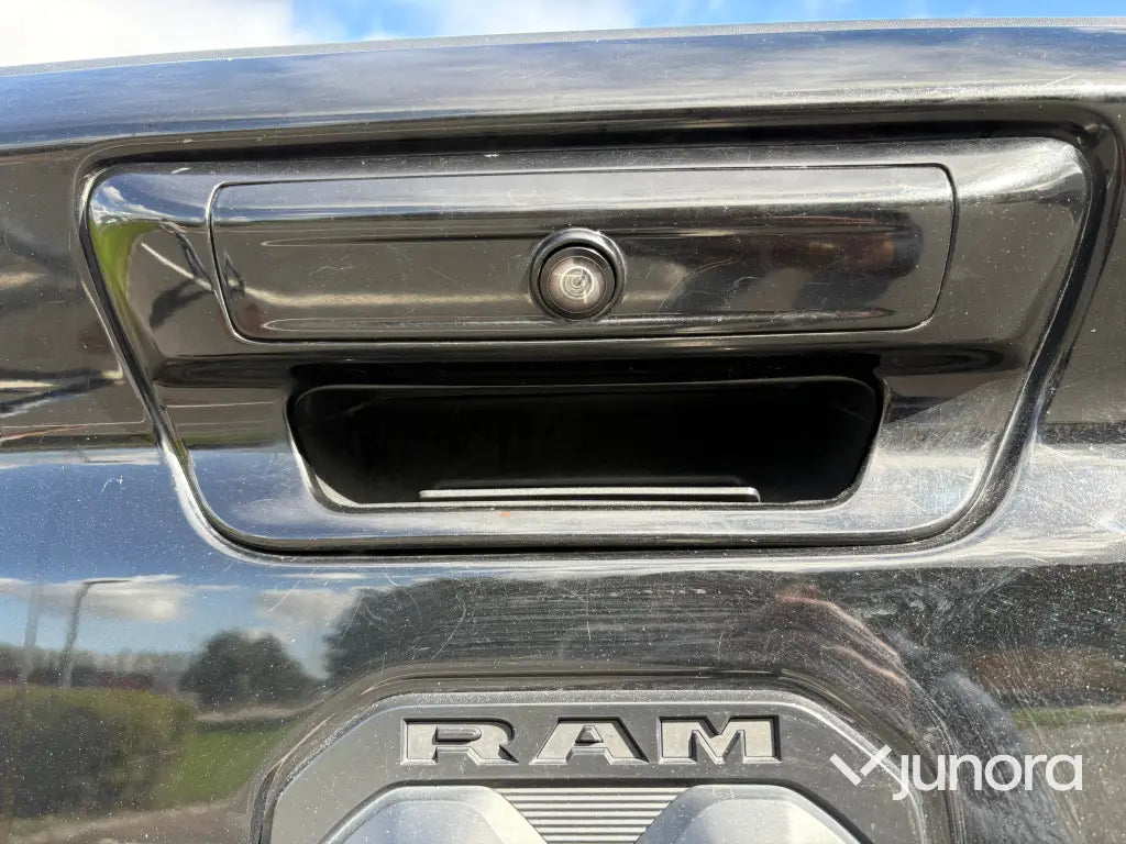 Pickup Dodge Ram 1500 Limited Night Edition