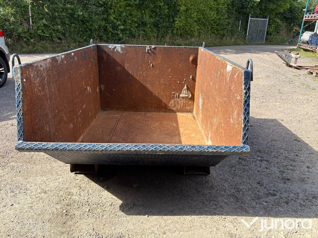 Container