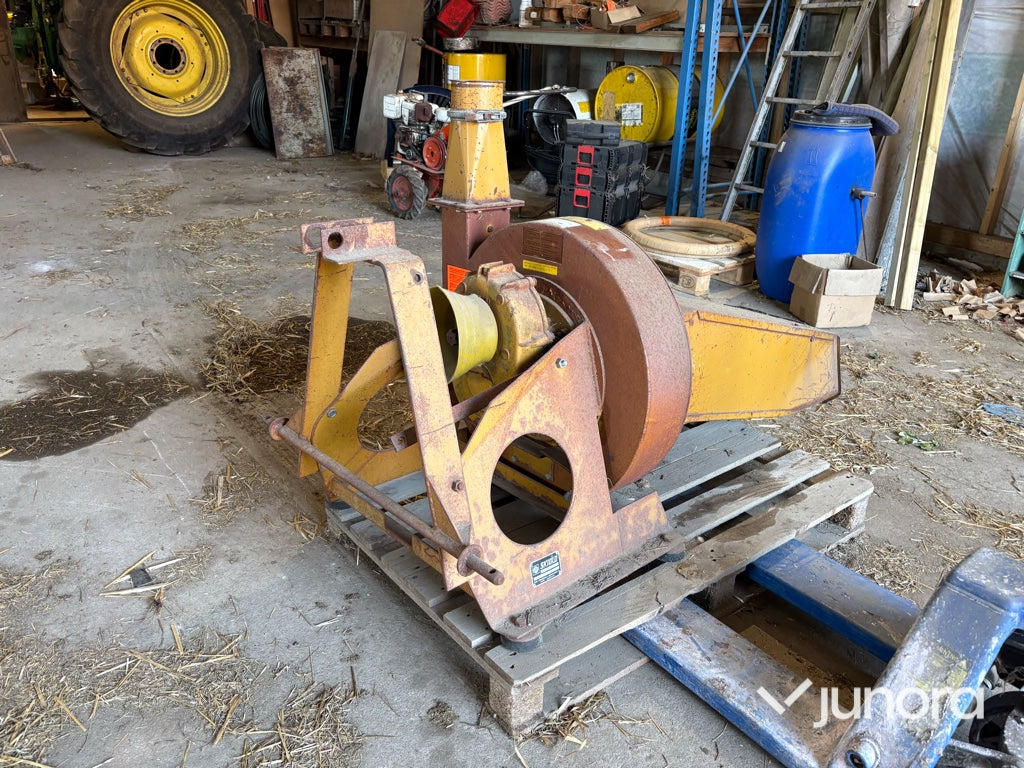 Halmrivare - SKIOLD CV3 HF4