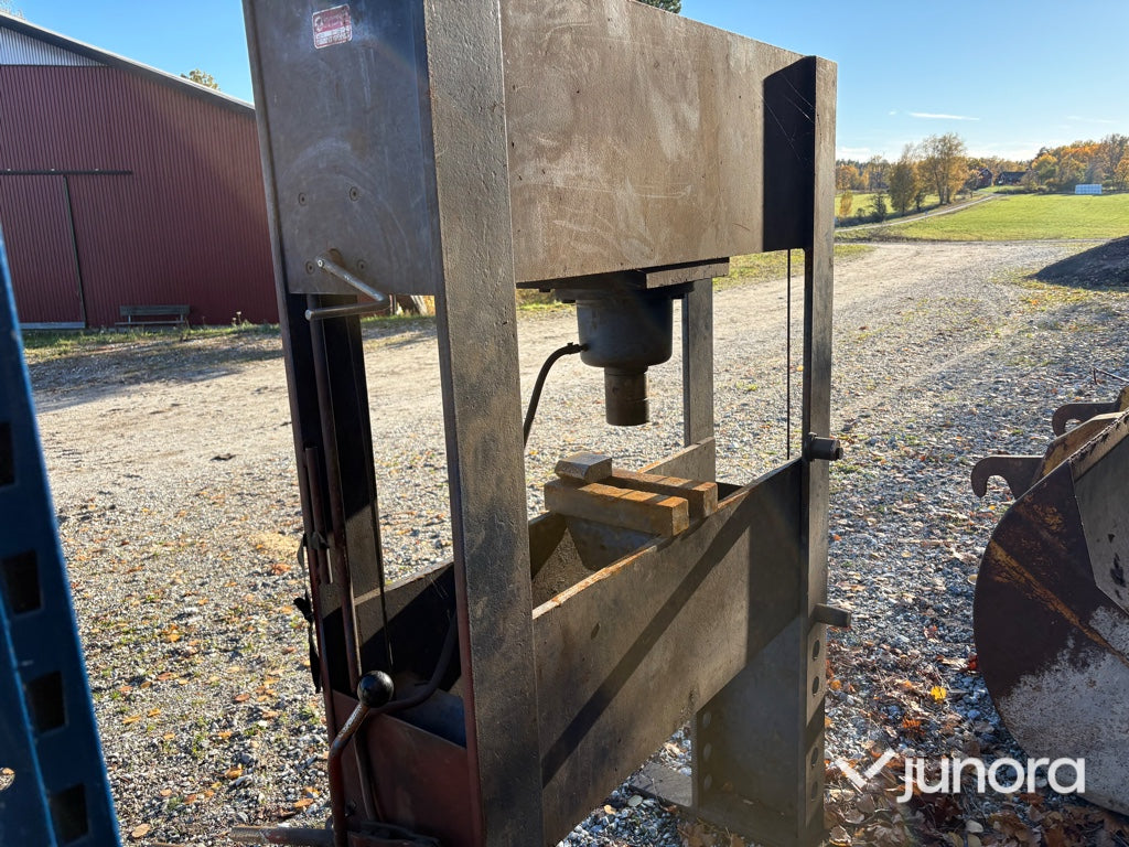 Hydraulpress Stenhöj 60 ton