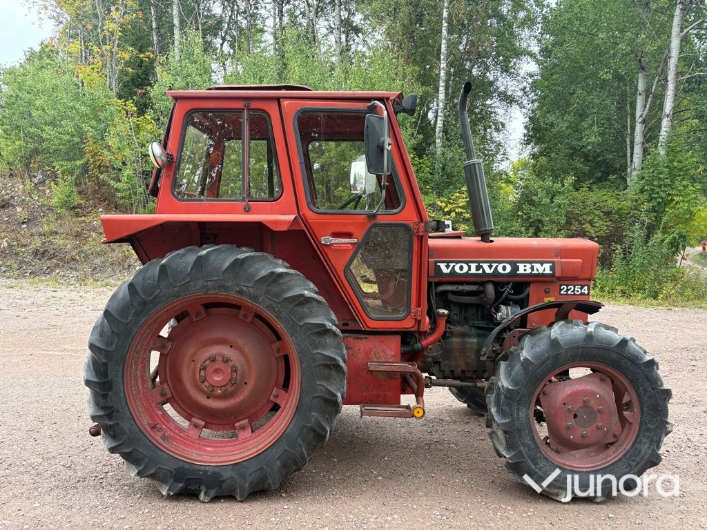 Traktor Volvo BM 2254