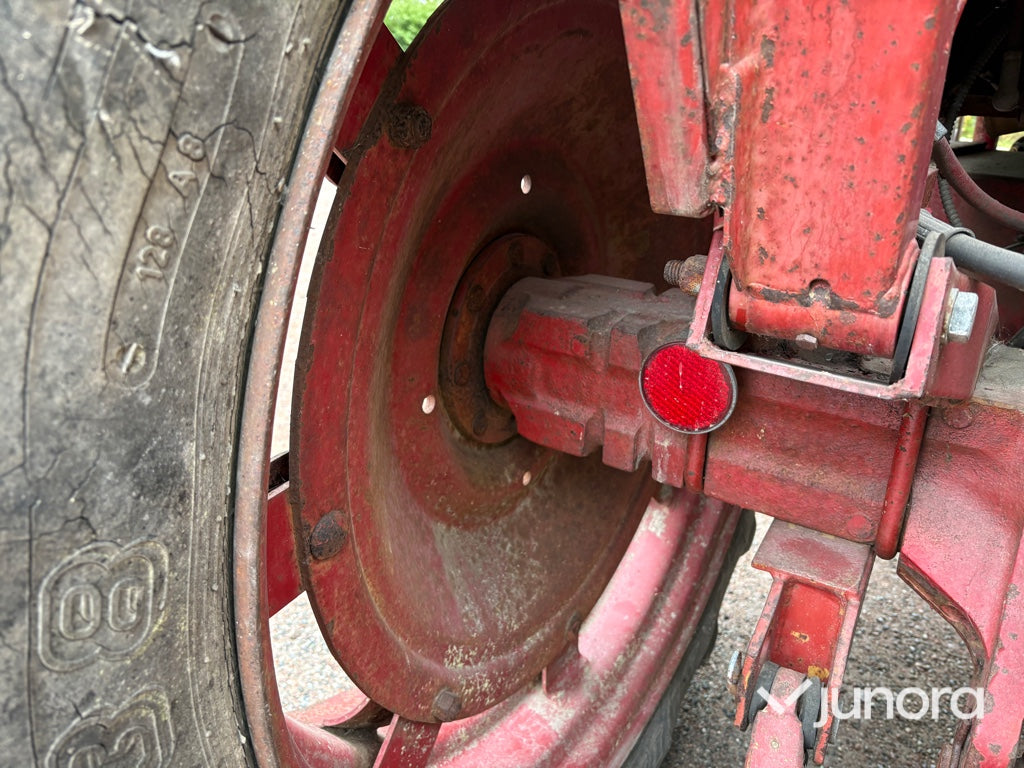 Traktor Volvo BM 2254
