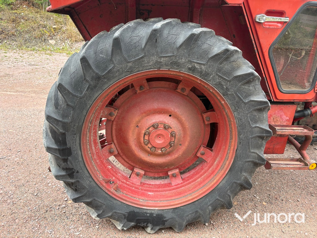 Traktor Volvo BM 2254