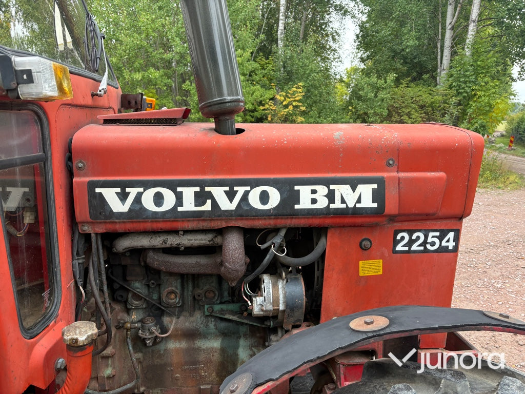 Traktor Volvo BM 2254