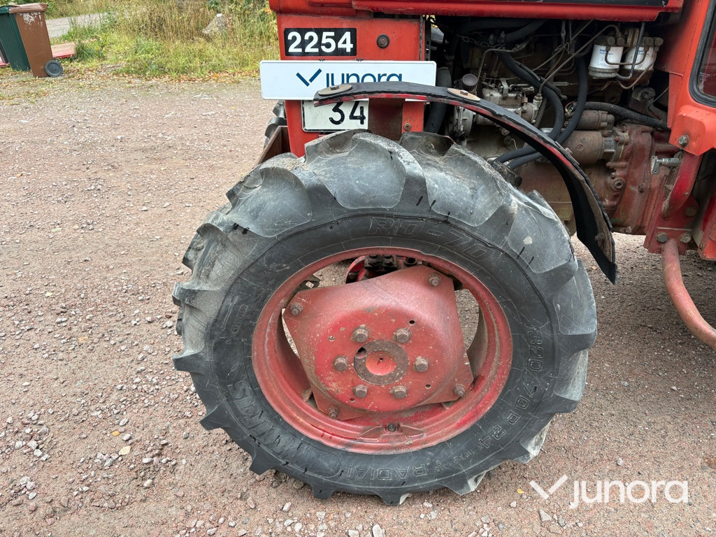 Traktor Volvo BM 2254