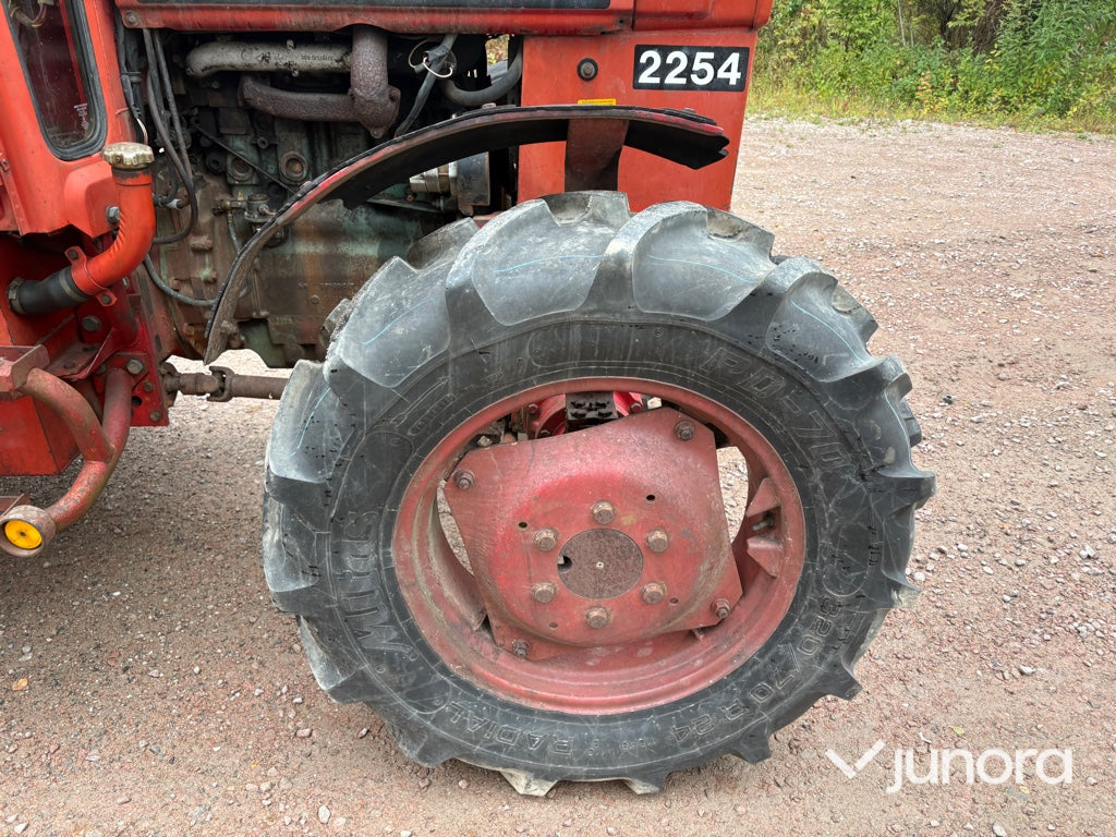 Traktor Volvo BM 2254