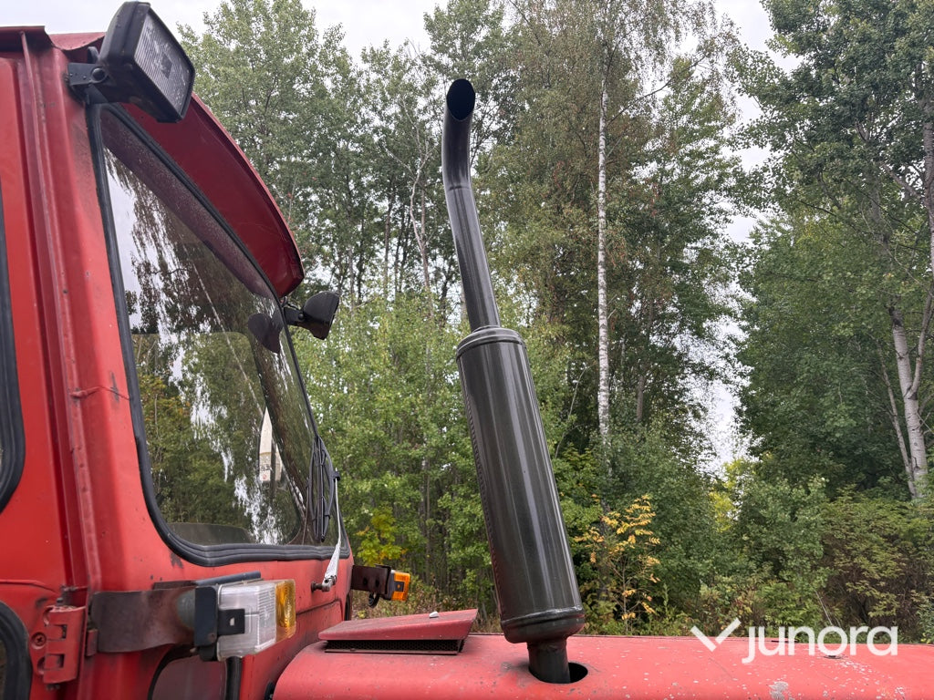 Traktor Volvo BM 2254