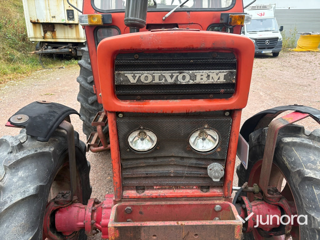 Traktor Volvo BM 2254