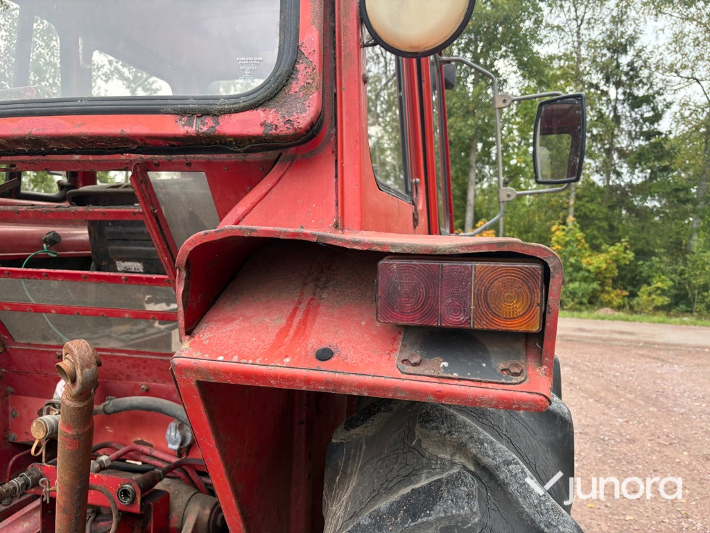Traktor Volvo BM 2254